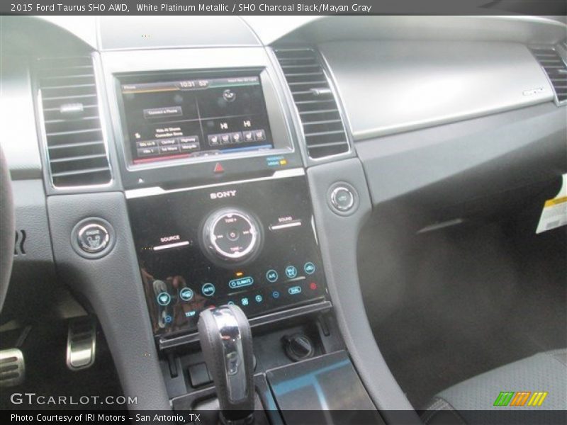 White Platinum Metallic / SHO Charcoal Black/Mayan Gray 2015 Ford Taurus SHO AWD