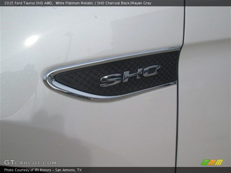 White Platinum Metallic / SHO Charcoal Black/Mayan Gray 2015 Ford Taurus SHO AWD