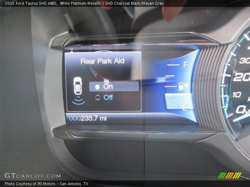 White Platinum Metallic / SHO Charcoal Black/Mayan Gray 2015 Ford Taurus SHO AWD