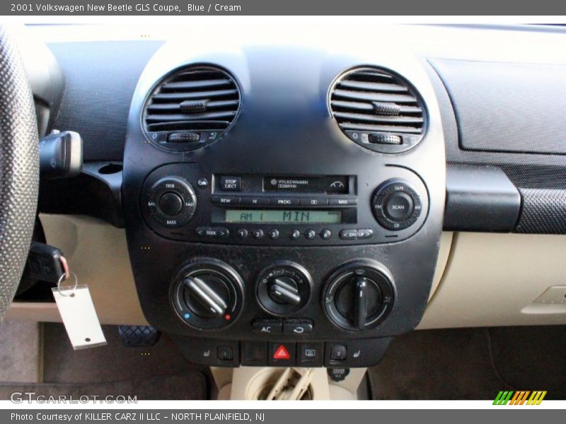 Blue / Cream 2001 Volkswagen New Beetle GLS Coupe