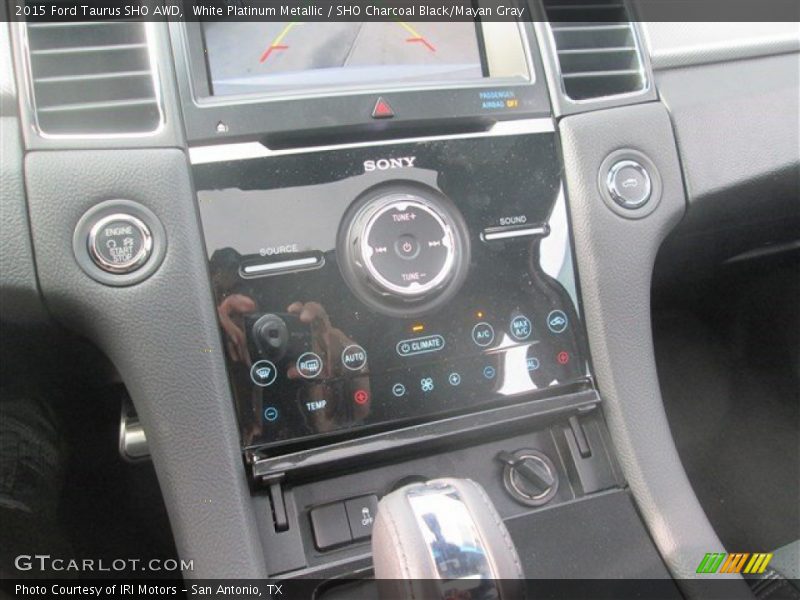 White Platinum Metallic / SHO Charcoal Black/Mayan Gray 2015 Ford Taurus SHO AWD
