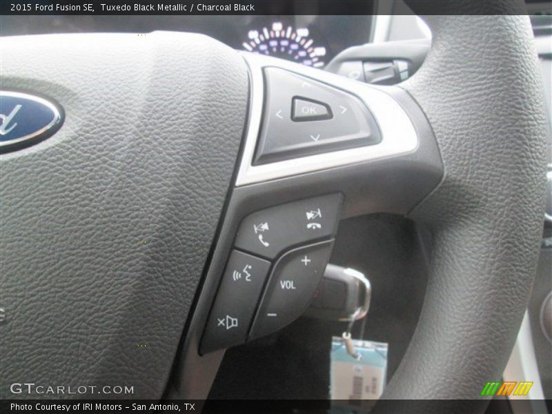 Tuxedo Black Metallic / Charcoal Black 2015 Ford Fusion SE