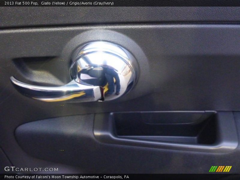 Giallo (Yellow) / Grigio/Avorio (Gray/Ivory) 2013 Fiat 500 Pop