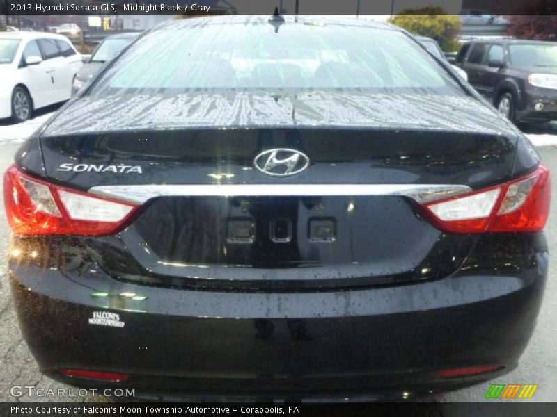 Midnight Black / Gray 2013 Hyundai Sonata GLS
