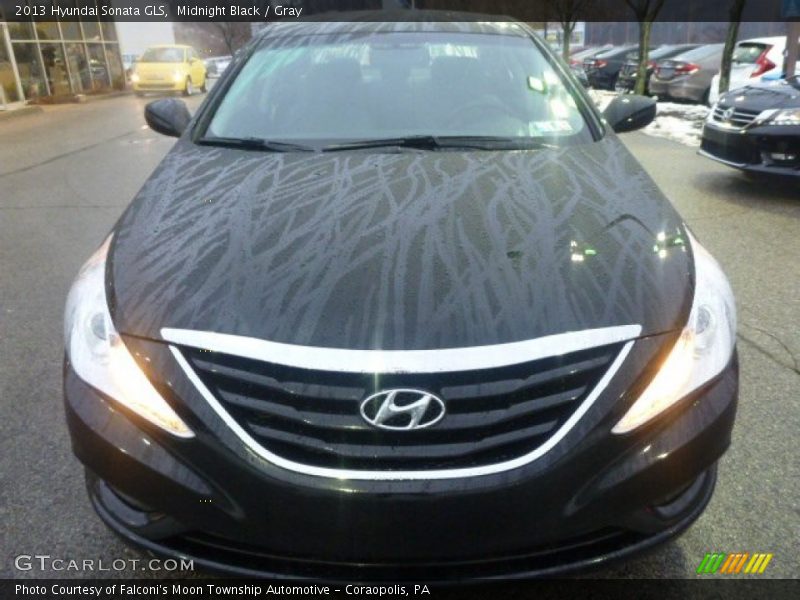Midnight Black / Gray 2013 Hyundai Sonata GLS