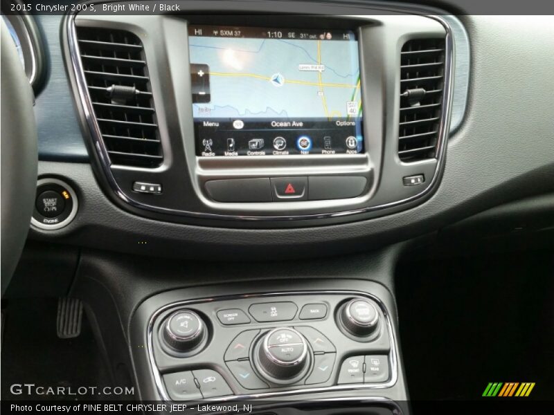 Bright White / Black 2015 Chrysler 200 S