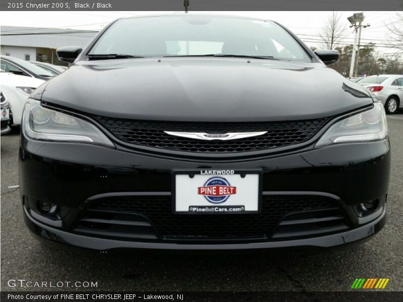 Black / Black 2015 Chrysler 200 S