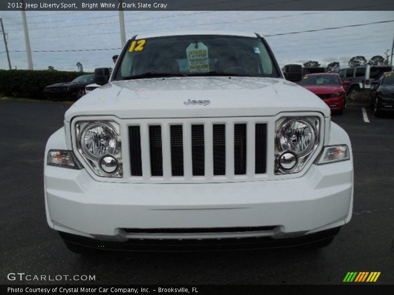 Bright White / Dark Slate Gray 2012 Jeep Liberty Sport