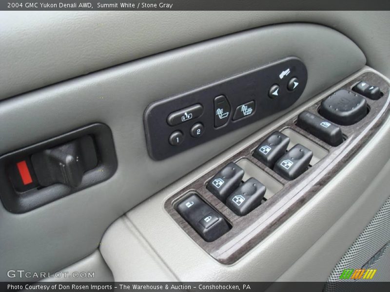 Summit White / Stone Gray 2004 GMC Yukon Denali AWD