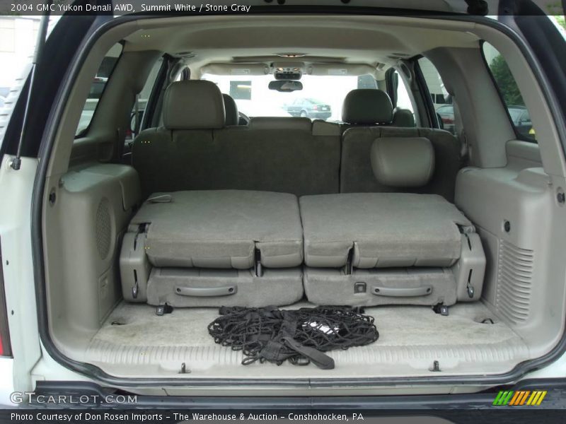 Summit White / Stone Gray 2004 GMC Yukon Denali AWD