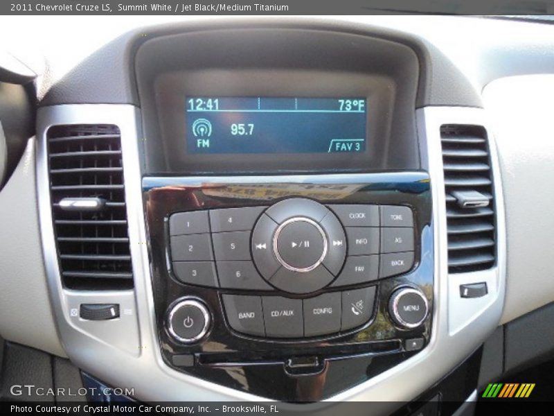 Summit White / Jet Black/Medium Titanium 2011 Chevrolet Cruze LS