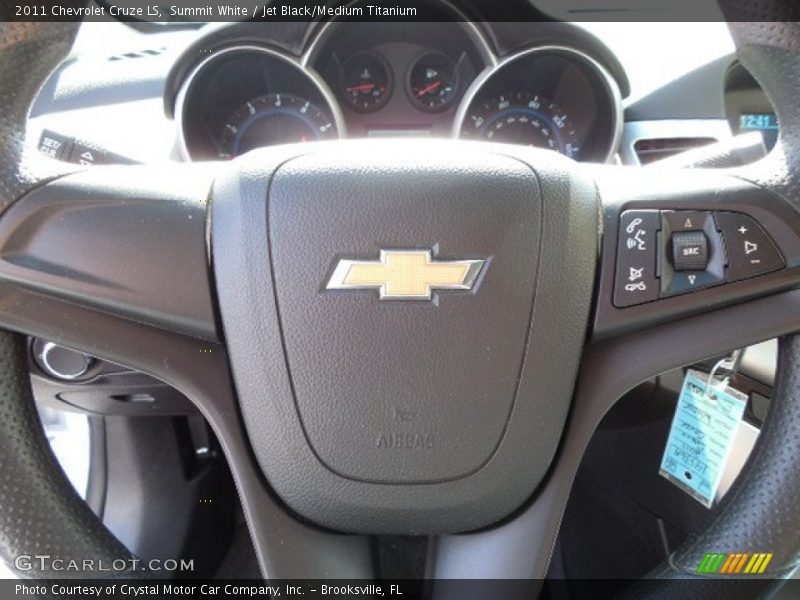 Summit White / Jet Black/Medium Titanium 2011 Chevrolet Cruze LS