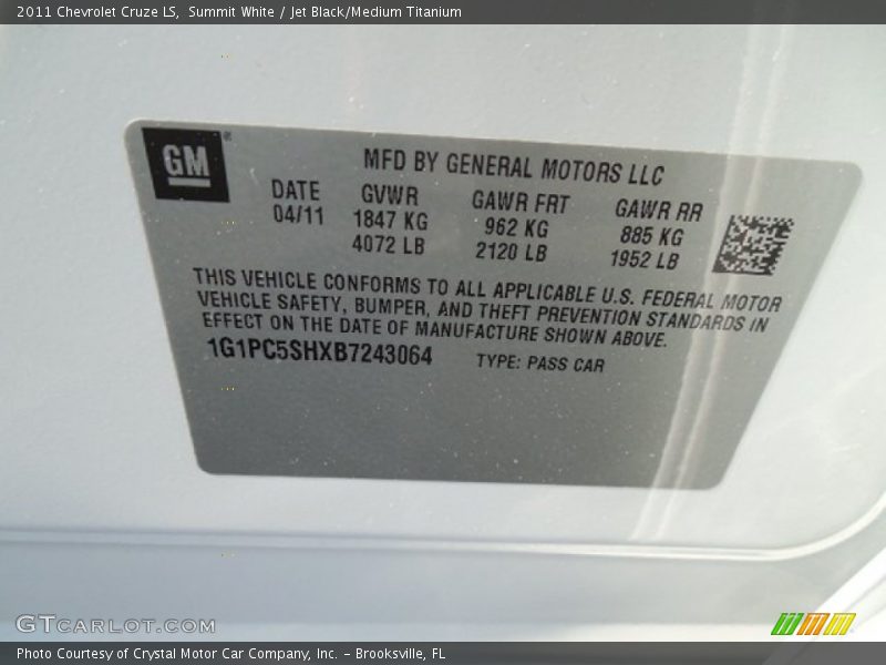 Summit White / Jet Black/Medium Titanium 2011 Chevrolet Cruze LS
