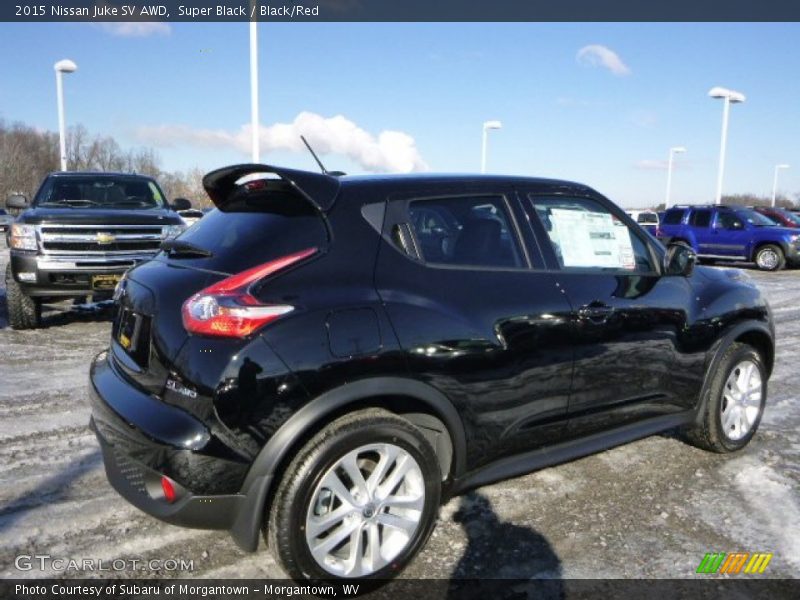 Super Black / Black/Red 2015 Nissan Juke SV AWD