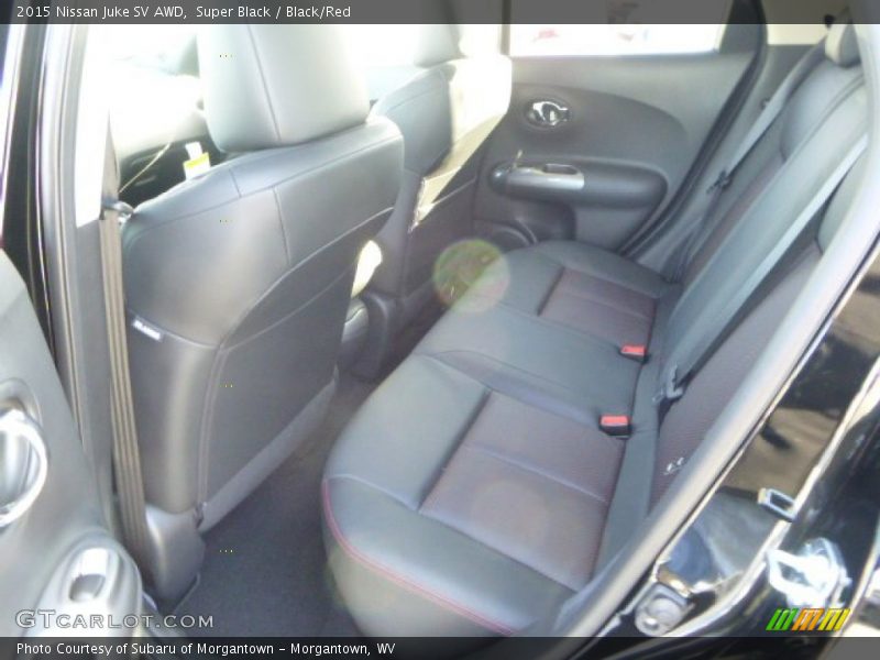 Super Black / Black/Red 2015 Nissan Juke SV AWD