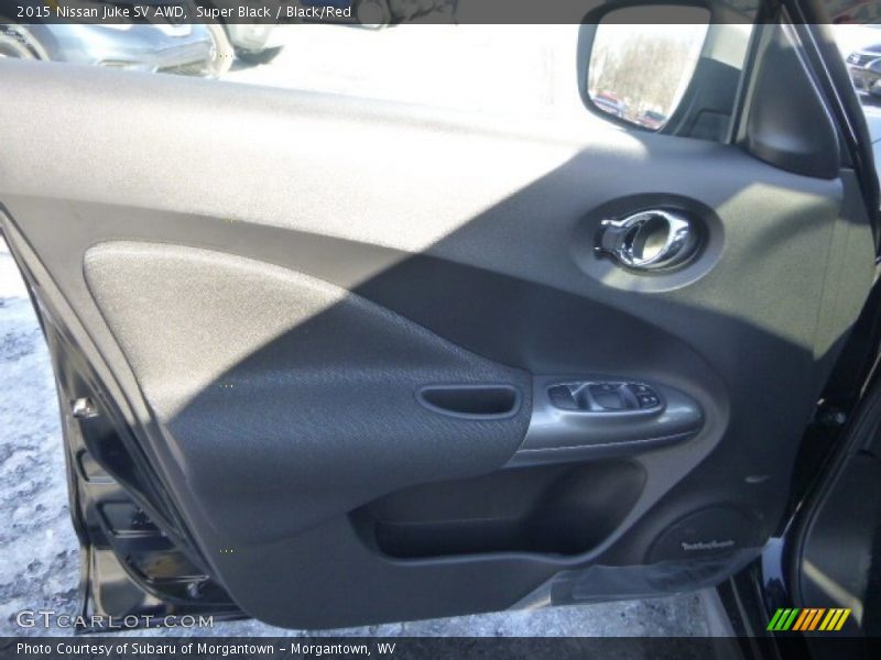 Super Black / Black/Red 2015 Nissan Juke SV AWD