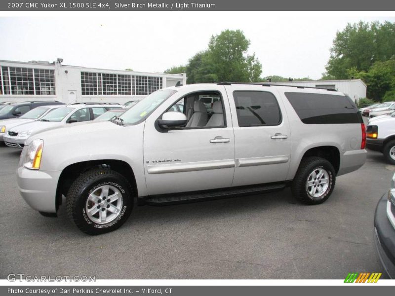Silver Birch Metallic / Light Titanium 2007 GMC Yukon XL 1500 SLE 4x4