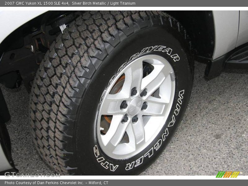 Silver Birch Metallic / Light Titanium 2007 GMC Yukon XL 1500 SLE 4x4