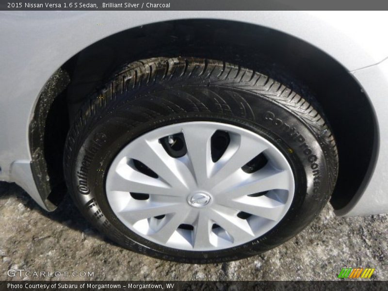 Brilliant Silver / Charcoal 2015 Nissan Versa 1.6 S Sedan