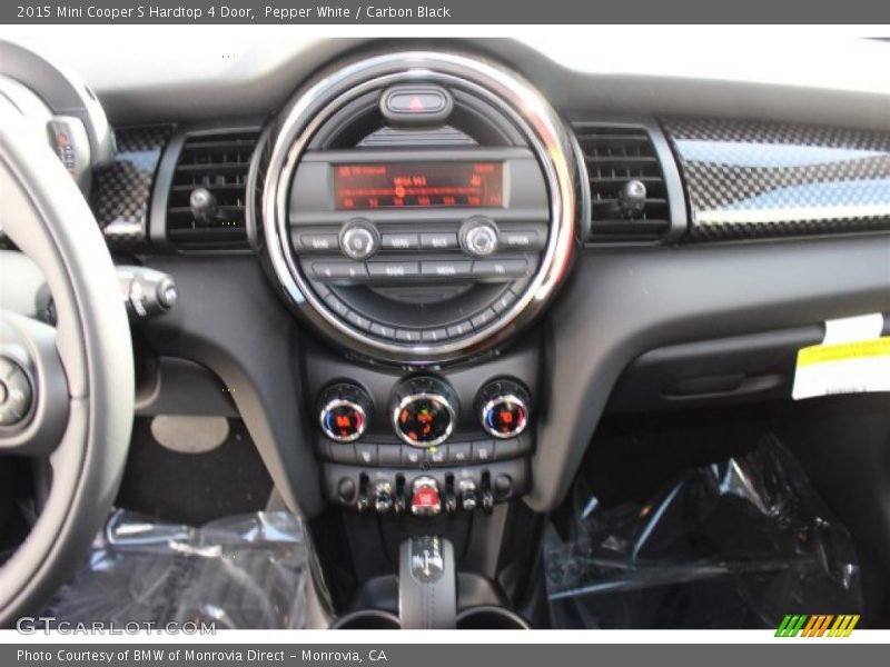 Pepper White / Carbon Black 2015 Mini Cooper S Hardtop 4 Door