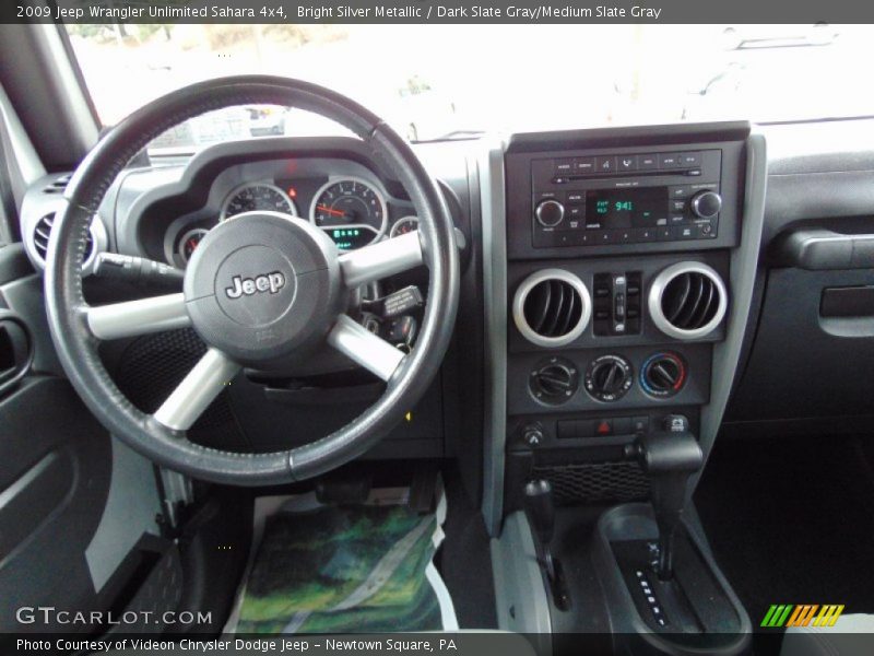 Bright Silver Metallic / Dark Slate Gray/Medium Slate Gray 2009 Jeep Wrangler Unlimited Sahara 4x4