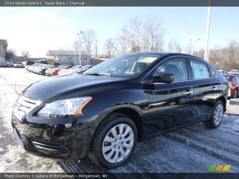 Super Black / Charcoal 2014 Nissan Sentra S