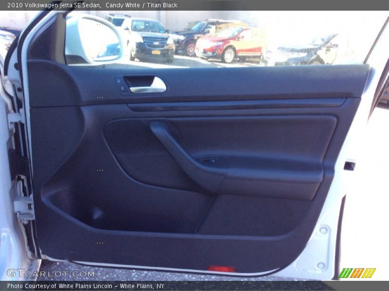 Candy White / Titan Black 2010 Volkswagen Jetta SE Sedan