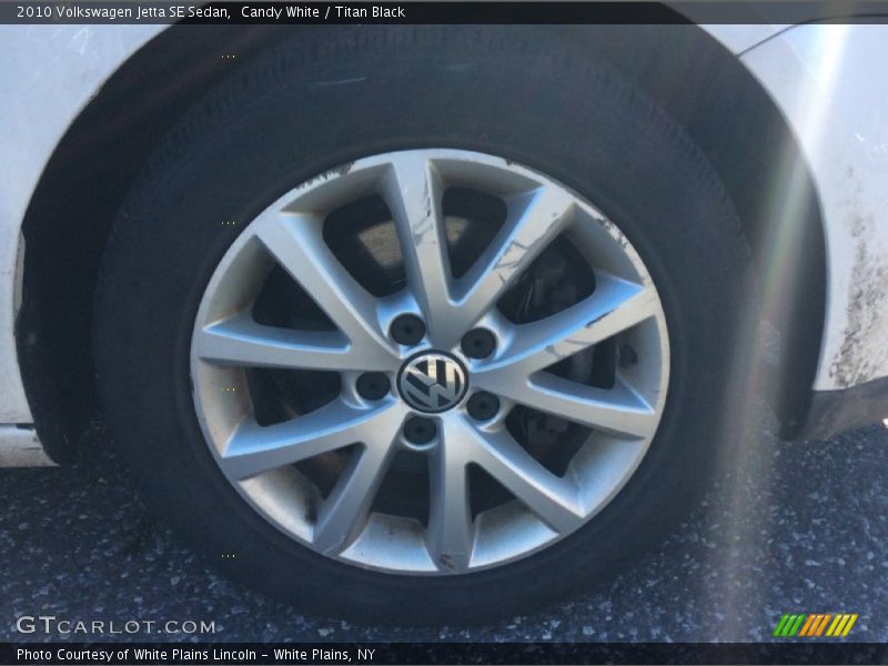 Candy White / Titan Black 2010 Volkswagen Jetta SE Sedan