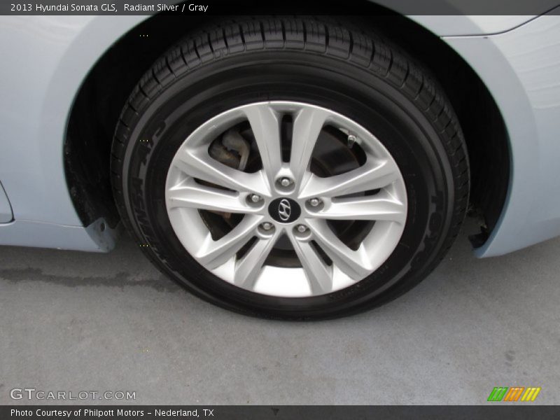 Radiant Silver / Gray 2013 Hyundai Sonata GLS