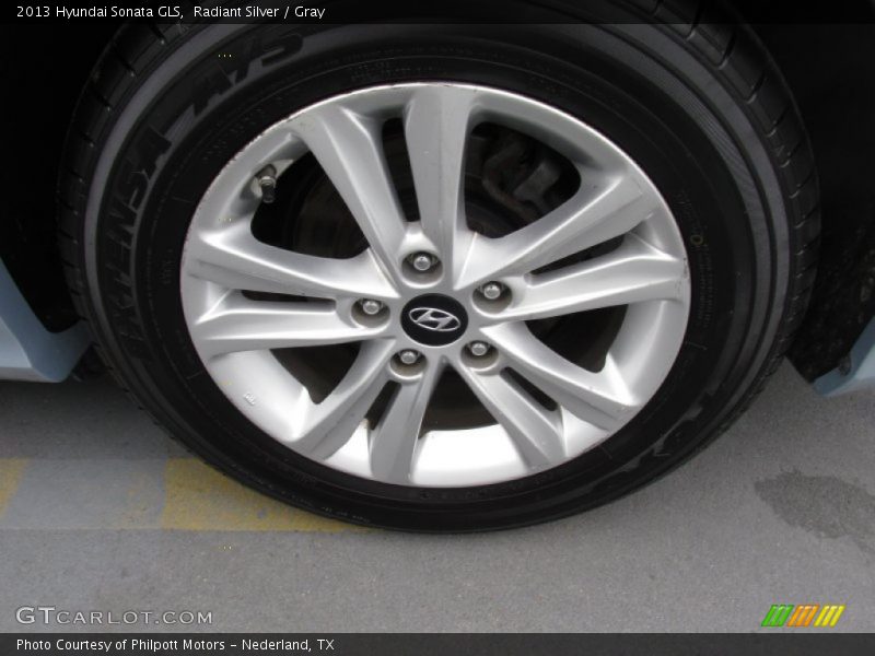 Radiant Silver / Gray 2013 Hyundai Sonata GLS