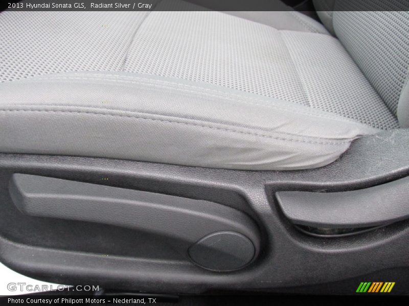 Radiant Silver / Gray 2013 Hyundai Sonata GLS
