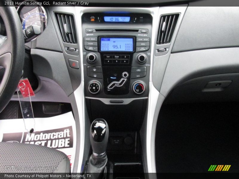 Radiant Silver / Gray 2013 Hyundai Sonata GLS