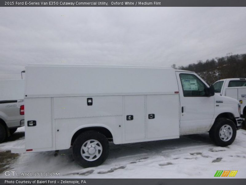 Oxford White / Medium Flint 2015 Ford E-Series Van E350 Cutaway Commercial Utility