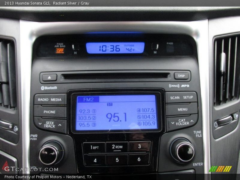 Radiant Silver / Gray 2013 Hyundai Sonata GLS