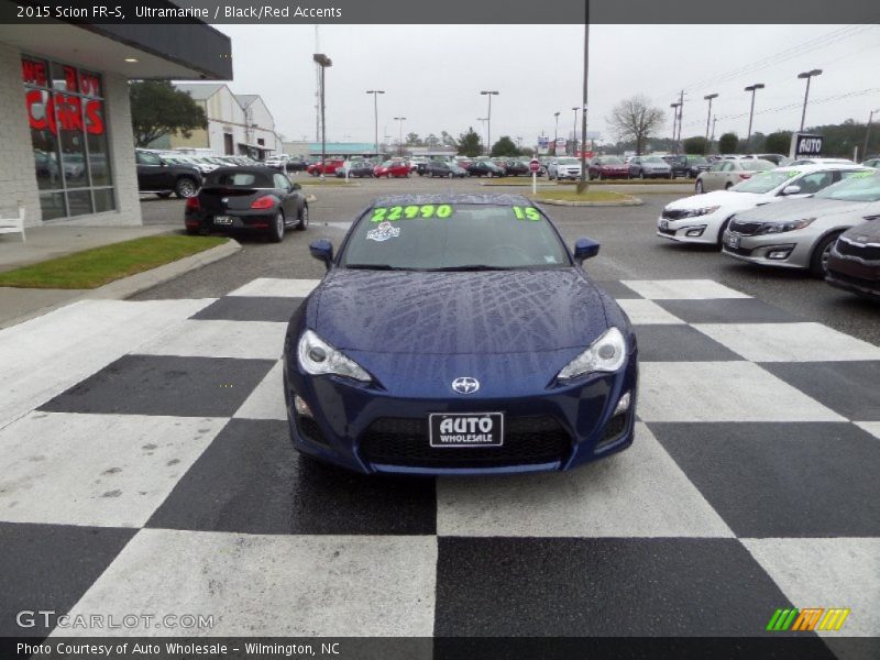 Ultramarine / Black/Red Accents 2015 Scion FR-S