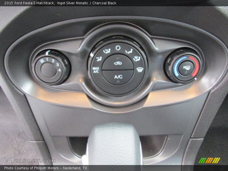 Controls of 2015 Fiesta S Hatchback