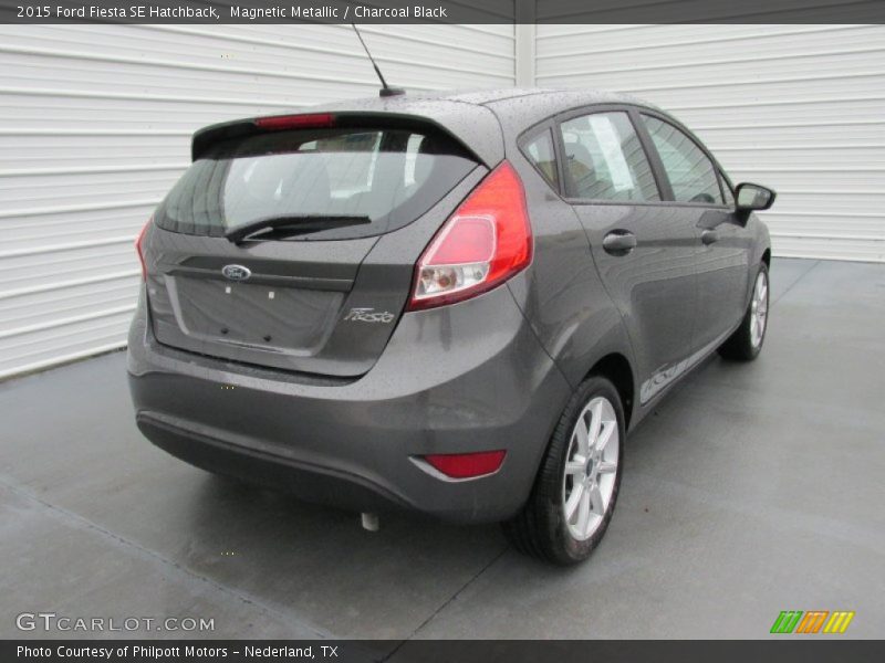 Magnetic Metallic / Charcoal Black 2015 Ford Fiesta SE Hatchback
