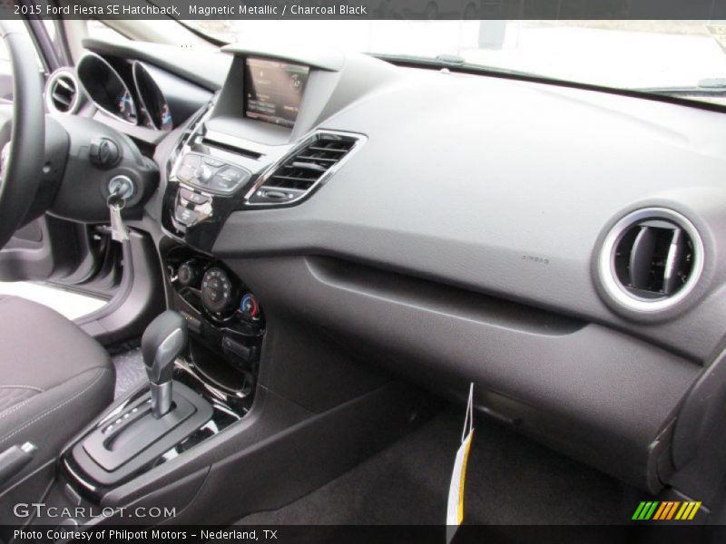 Magnetic Metallic / Charcoal Black 2015 Ford Fiesta SE Hatchback