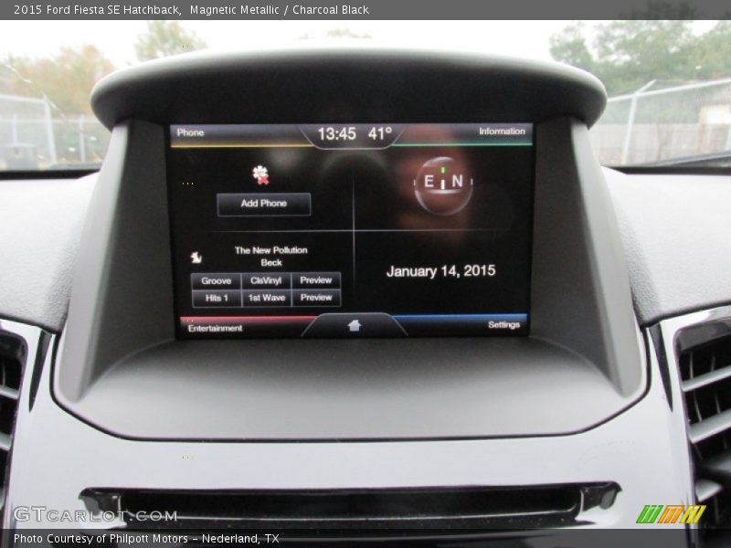 Magnetic Metallic / Charcoal Black 2015 Ford Fiesta SE Hatchback