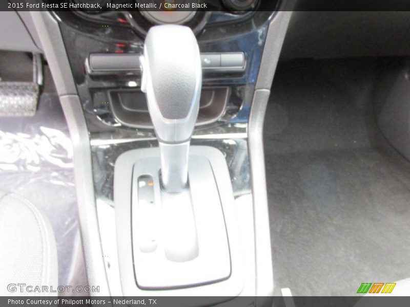 Magnetic Metallic / Charcoal Black 2015 Ford Fiesta SE Hatchback