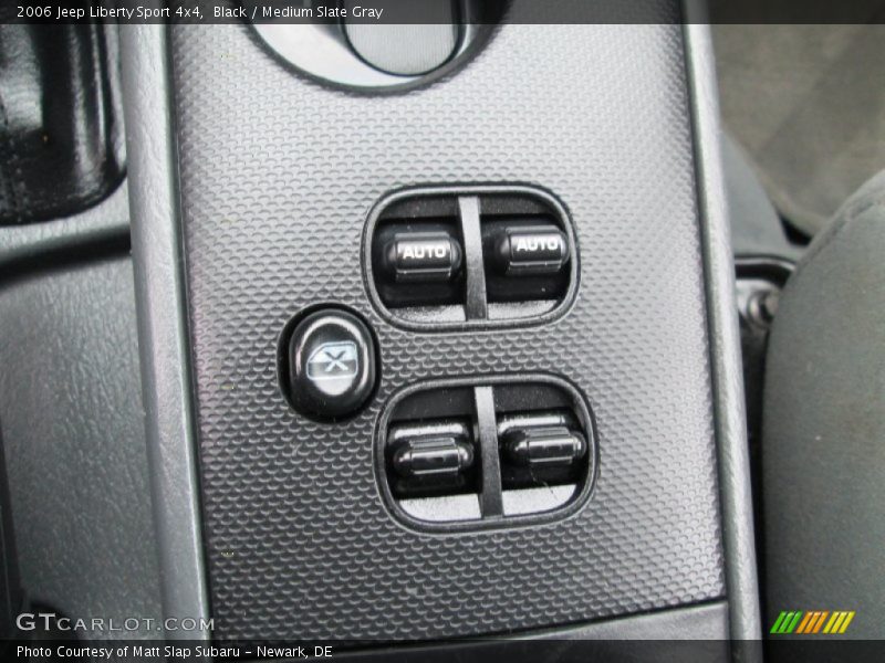 Black / Medium Slate Gray 2006 Jeep Liberty Sport 4x4