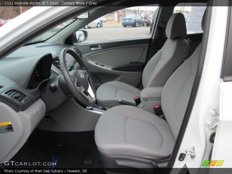 Century White / Gray 2012 Hyundai Accent SE 5 Door