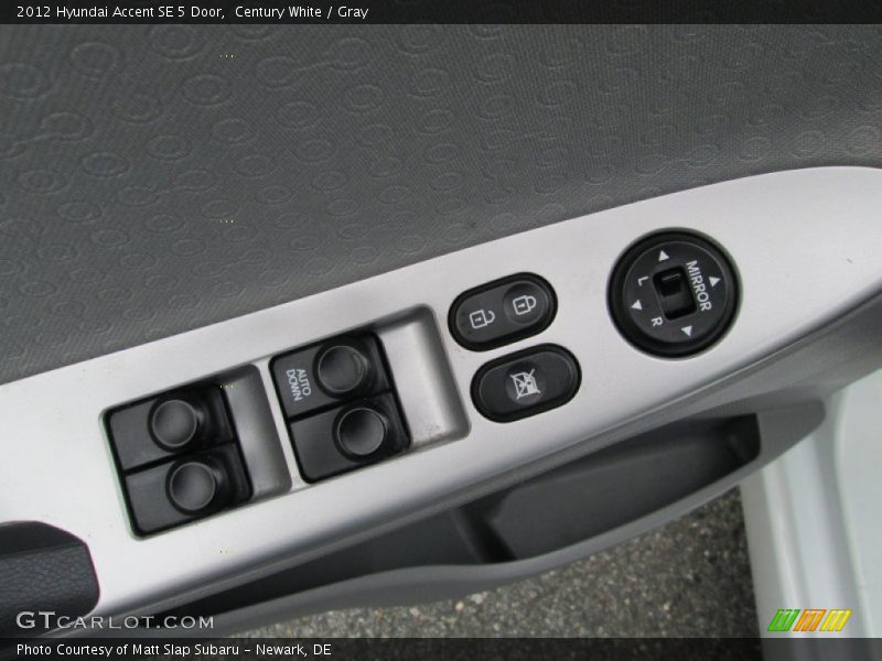 Century White / Gray 2012 Hyundai Accent SE 5 Door