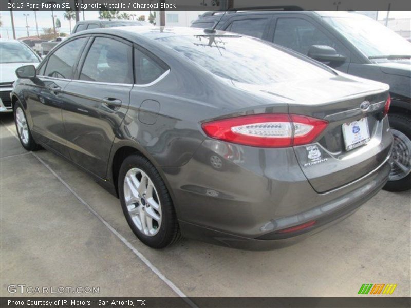 Magnetic Metallic / Charcoal Black 2015 Ford Fusion SE