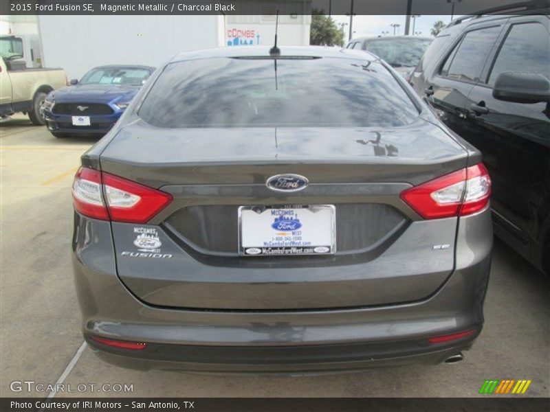 Magnetic Metallic / Charcoal Black 2015 Ford Fusion SE