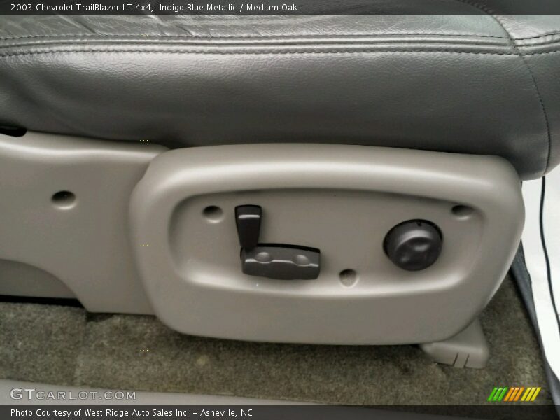 Indigo Blue Metallic / Medium Oak 2003 Chevrolet TrailBlazer LT 4x4