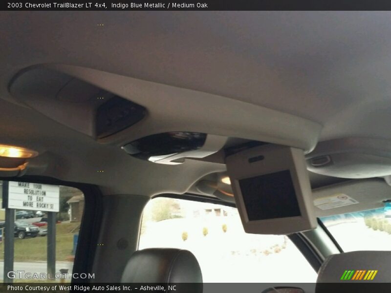 Indigo Blue Metallic / Medium Oak 2003 Chevrolet TrailBlazer LT 4x4