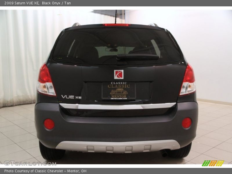 Black Onyx / Tan 2009 Saturn VUE XE