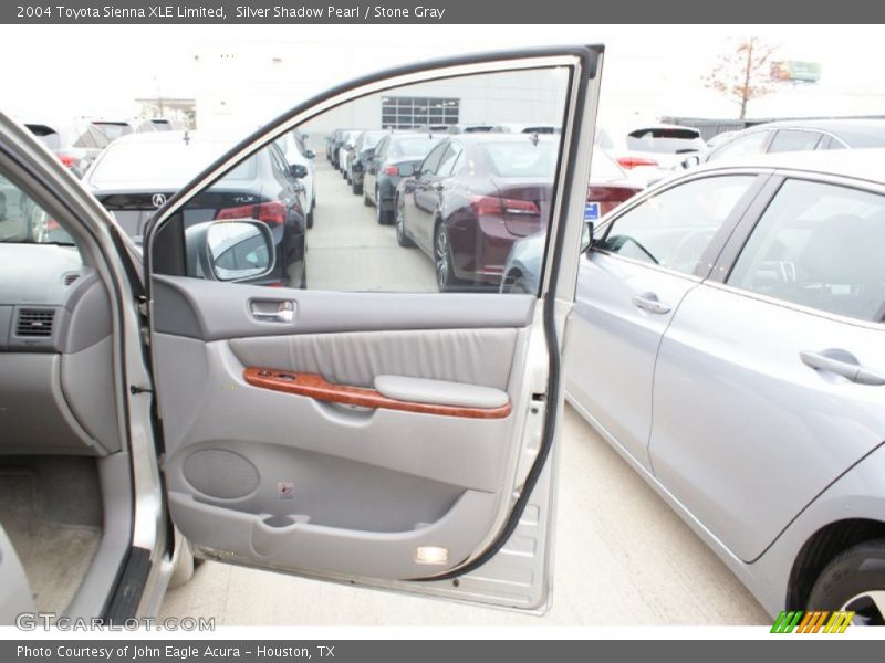 Silver Shadow Pearl / Stone Gray 2004 Toyota Sienna XLE Limited