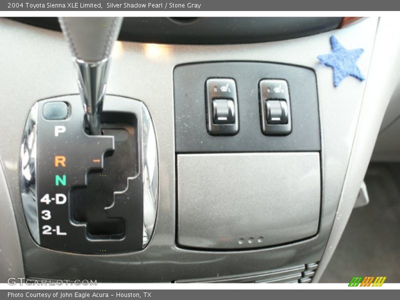 Silver Shadow Pearl / Stone Gray 2004 Toyota Sienna XLE Limited